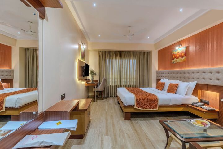 Room 16 of 48