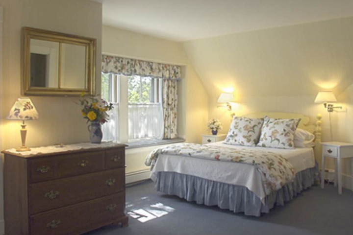 Room 10 of 31
