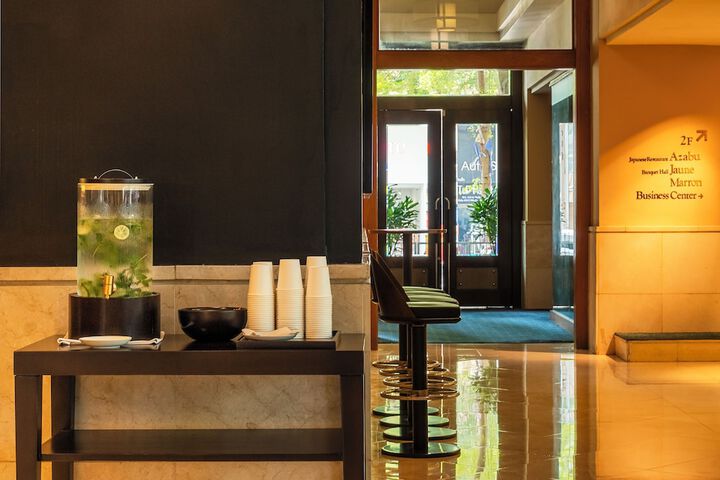 Guest Lobby