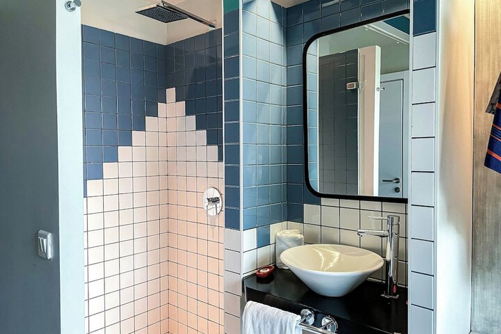 Clean Restrooms