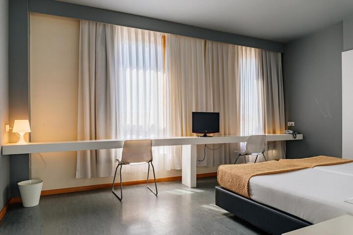 Room 21 of 69