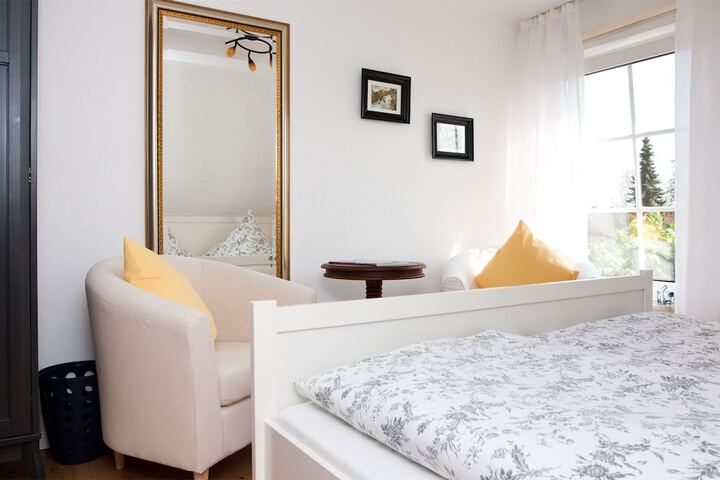 Room 8 of 23
