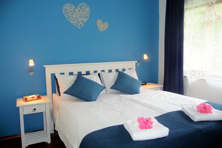 Room 16 of 78