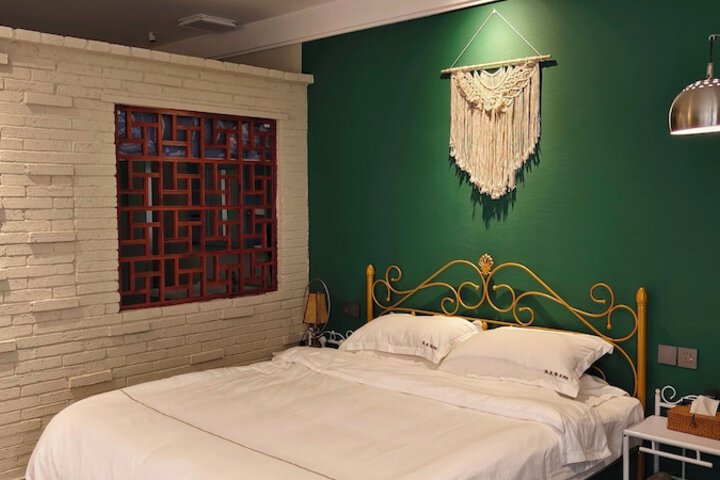 Room 26 of 131