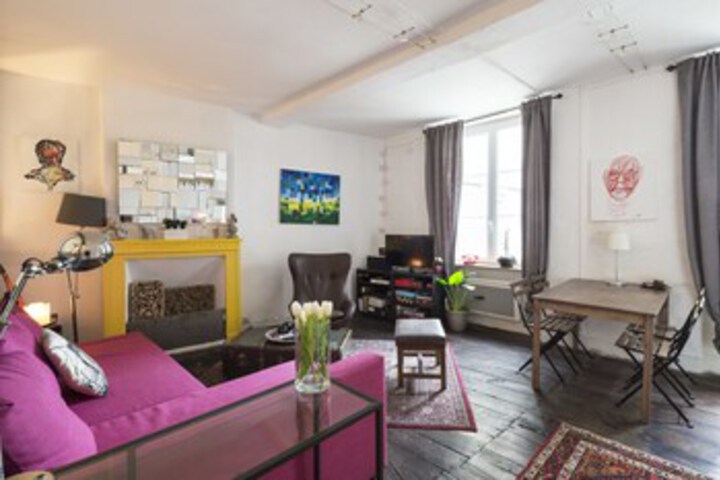 Room 8 of 27