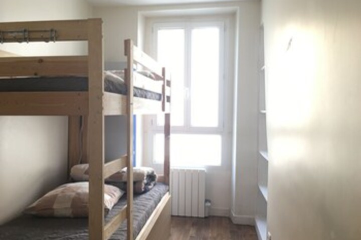 Room 14 of 20