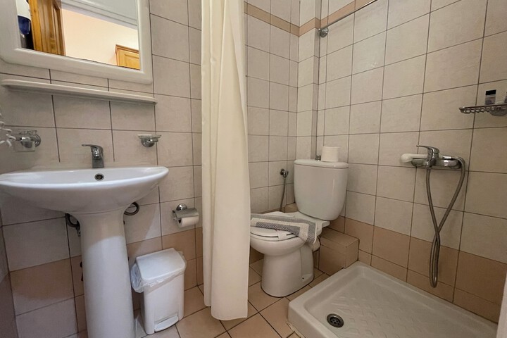 Room 95 of 145