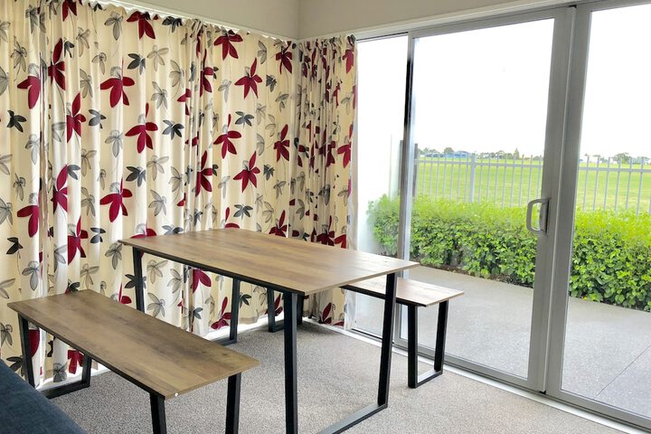Room 11 of 28