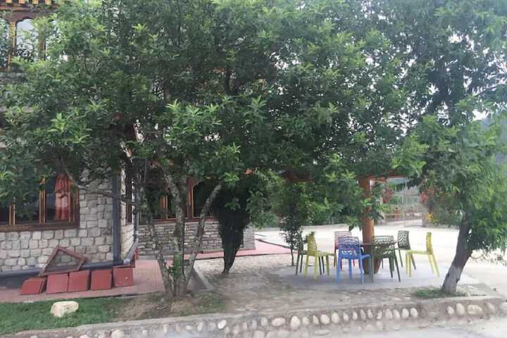 Property Grounds 8 of 18