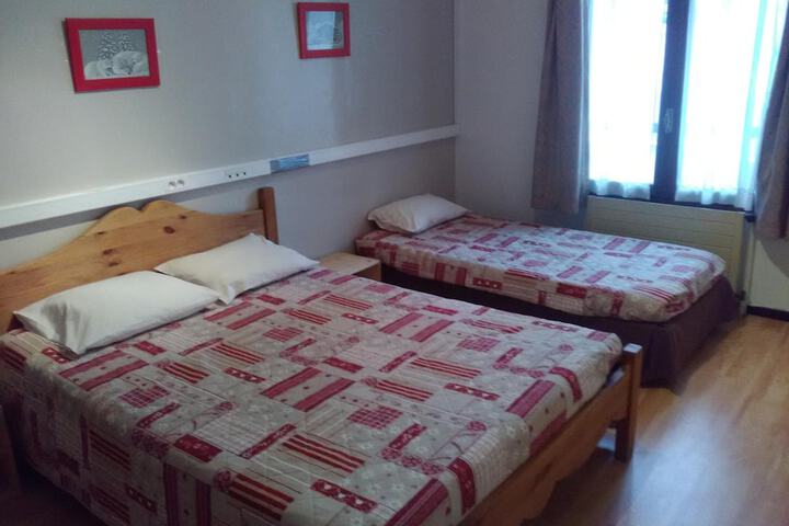 Room 18 of 50
