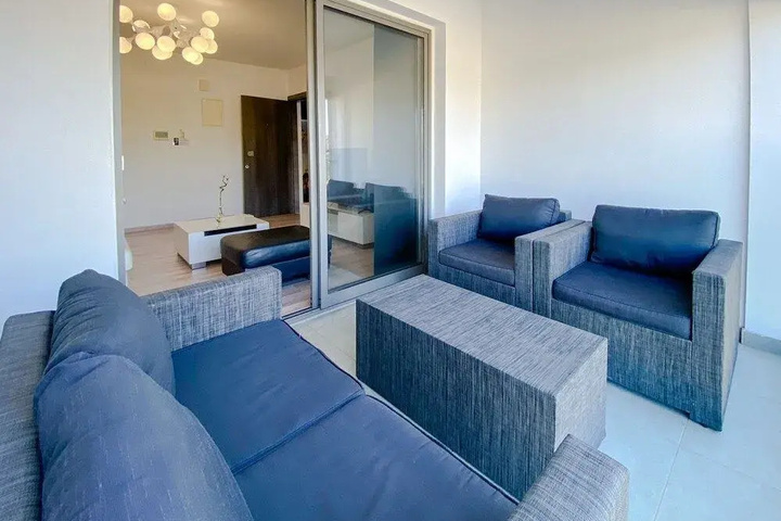 Room 4 of 15