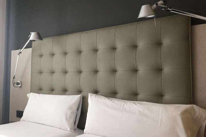 Room 8 of 50