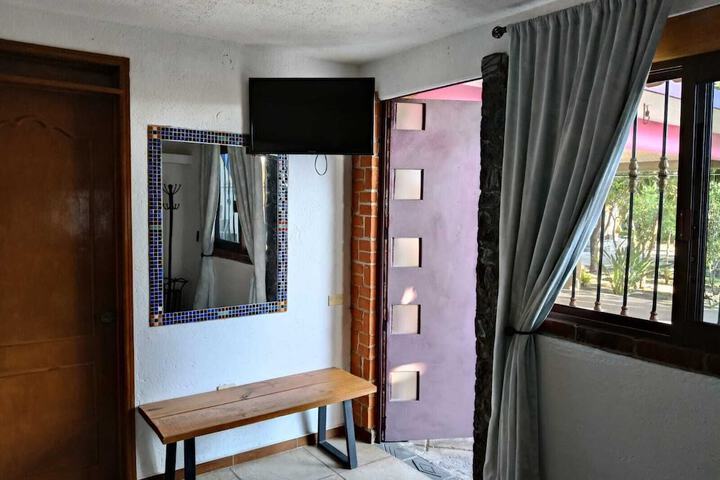 Room 32 of 74