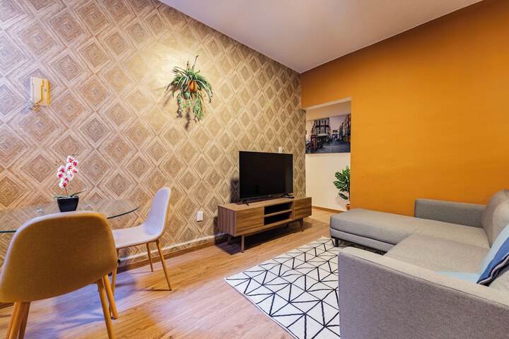 Room 49 of 72