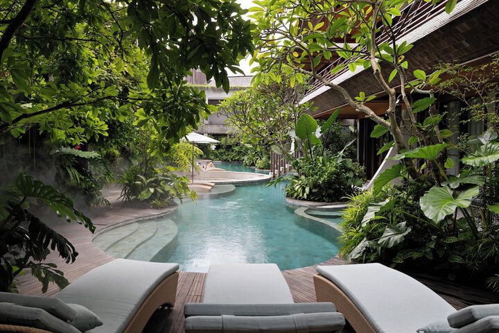 Pool 96 of 197