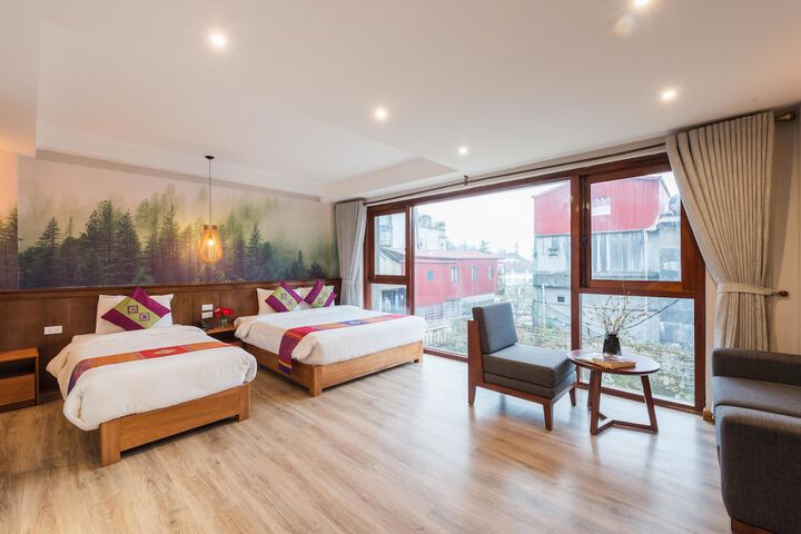 Room 10 of 65