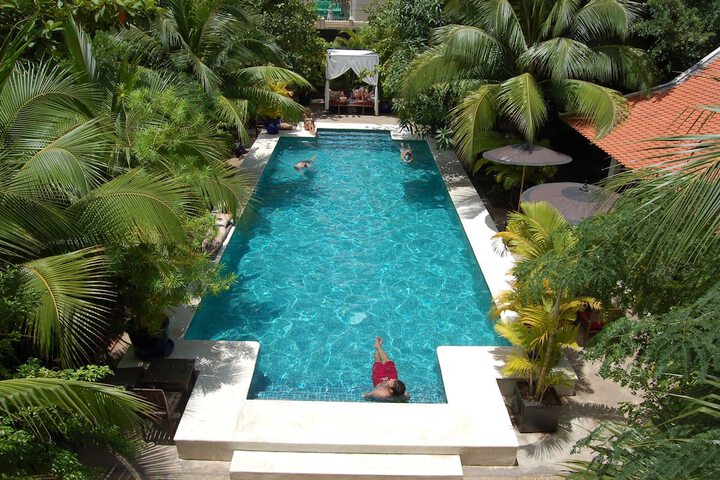 Pool 149 of 196