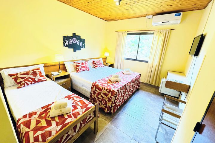 Room 5 of 77