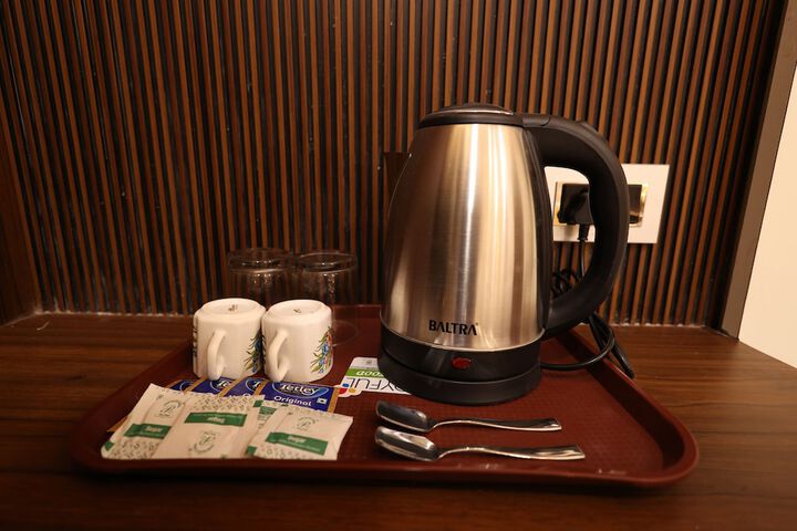 Breakfast/Coffee Service 21 of 26
