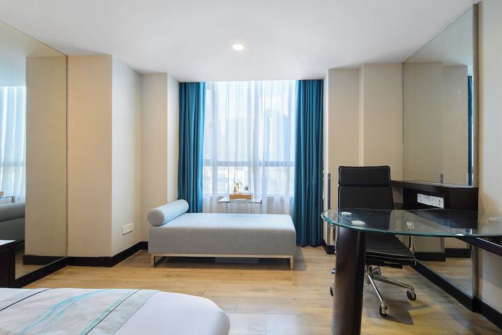 Room 29 of 71