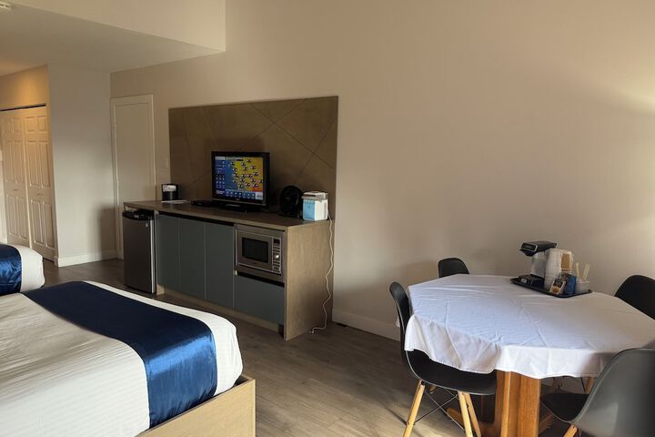 Room 30 of 71