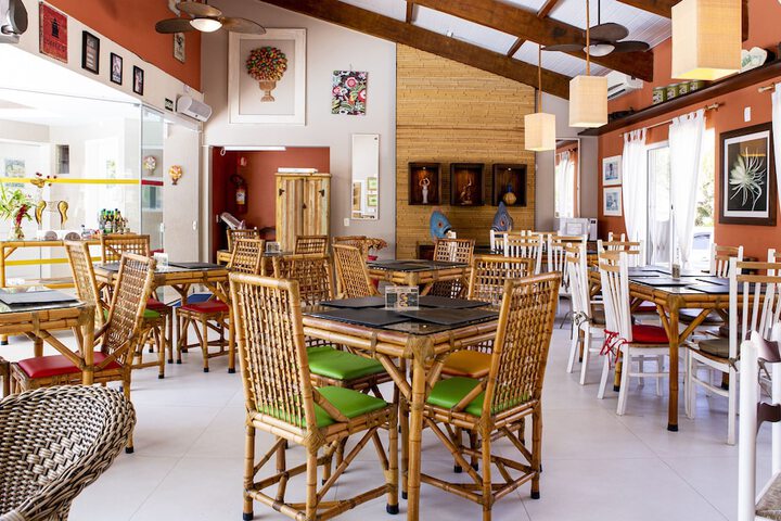Dining 120 of 139
