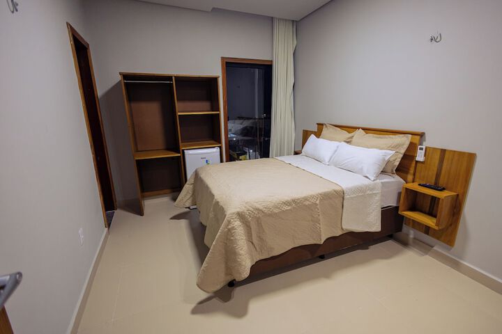 Room 2 of 15