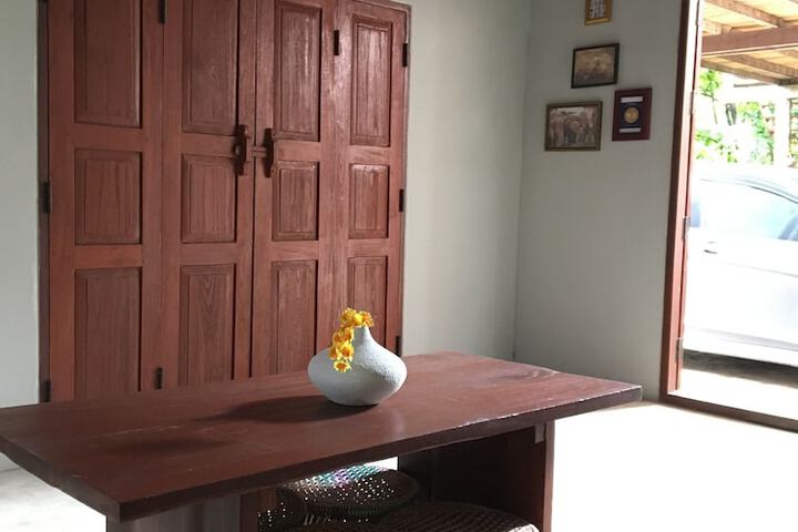 Room 10 of 19