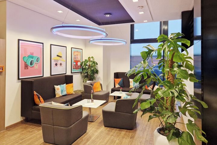 Guest Lobby