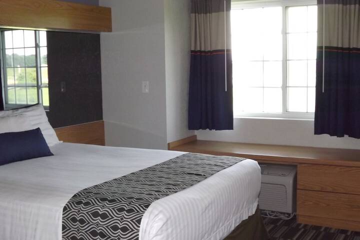 Room 12 of 44