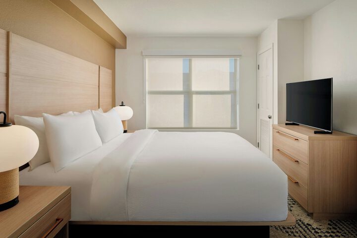 Room 14 of 46