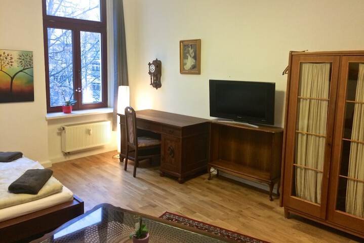 Room 15 of 202