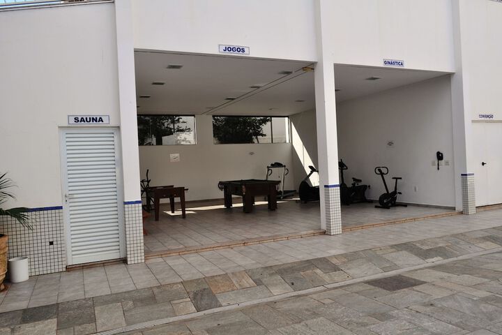 Room 16 of 25