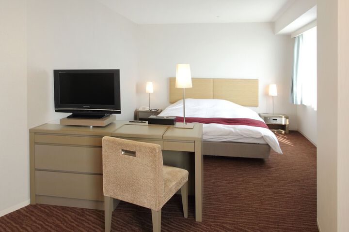 Room 7 of 178