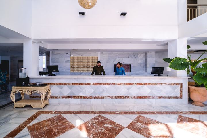 Hotel Interior 4 of 26