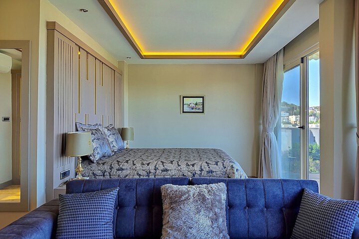 Room 6 of 49