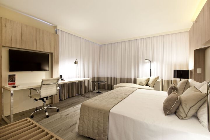 Room 20 of 110