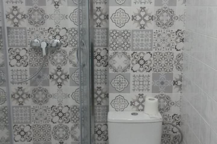 Room 44 of 62