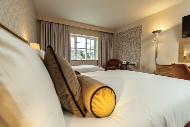 Room 10 of 79
