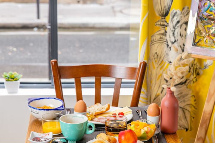 Breakfast/Coffee Service 76 of 84