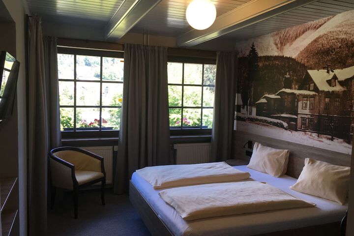 Room 21 of 81