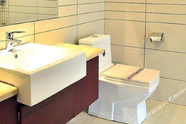 Foshan Shunde Weierke Hotel (Lunjiao Recreation Center)
