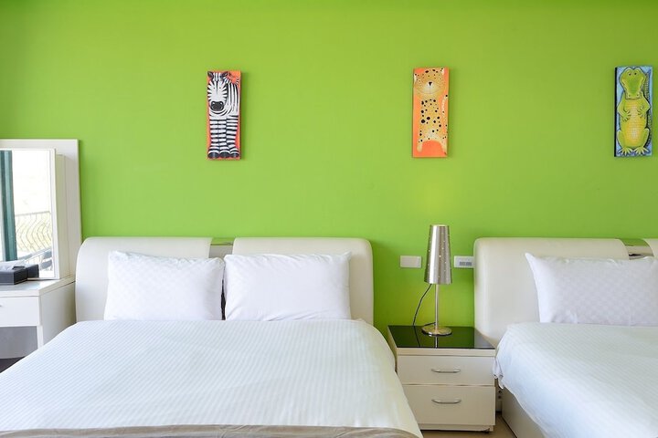 Room 34 of 44
