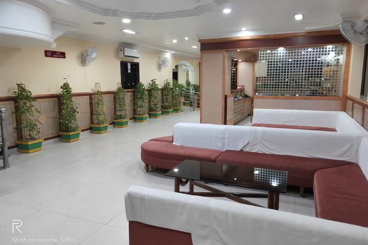 Hotel Interior 4 of 64