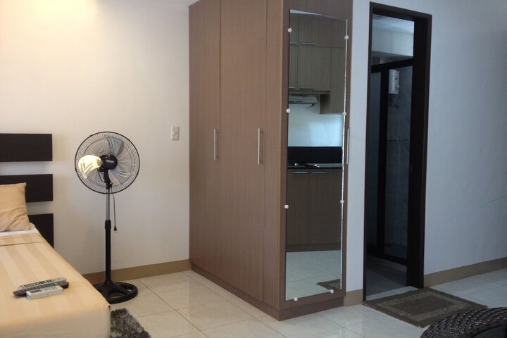 Room 5 of 26