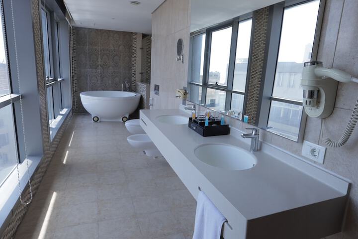 Room 40 of 67