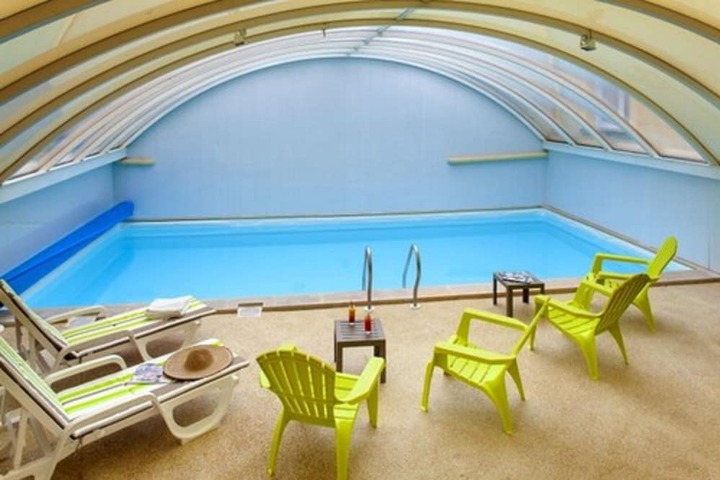 Pool 36 of 52