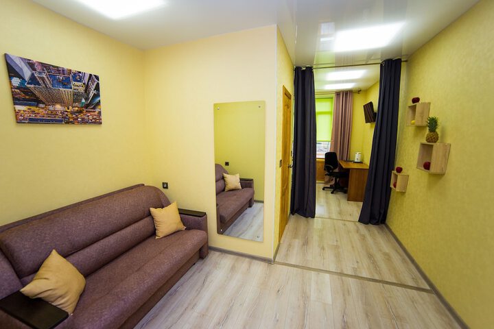 Room 18 of 26