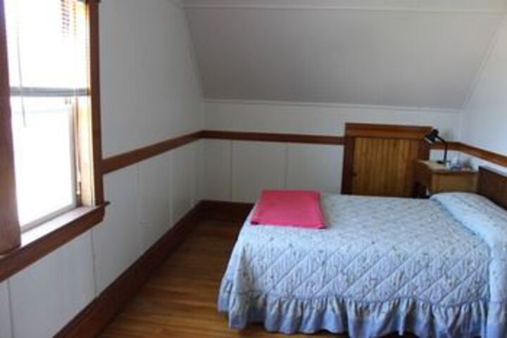 Room 20 of 35
