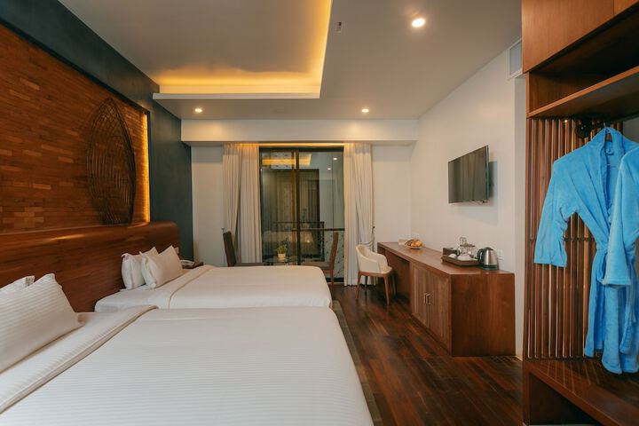 Room 47 of 155